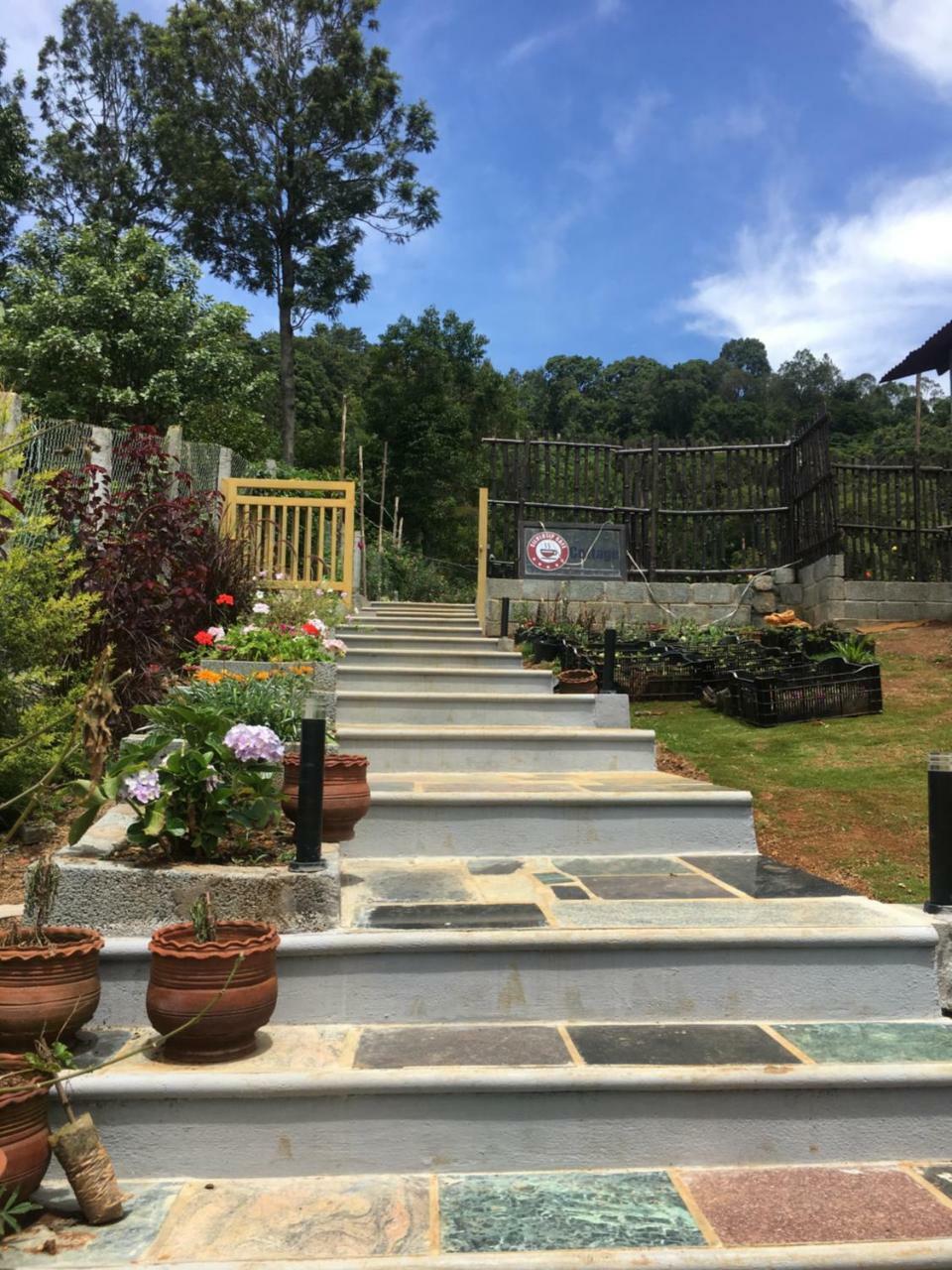 Silvertip Cafe & Homestay Kotagiri Eksteriør bilde
